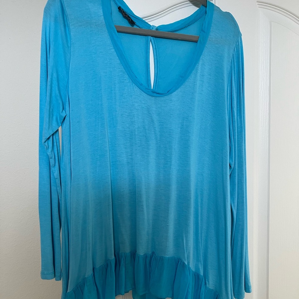 🛍⚡️Host Pick⚡️🛍 Ruffled Blue Top